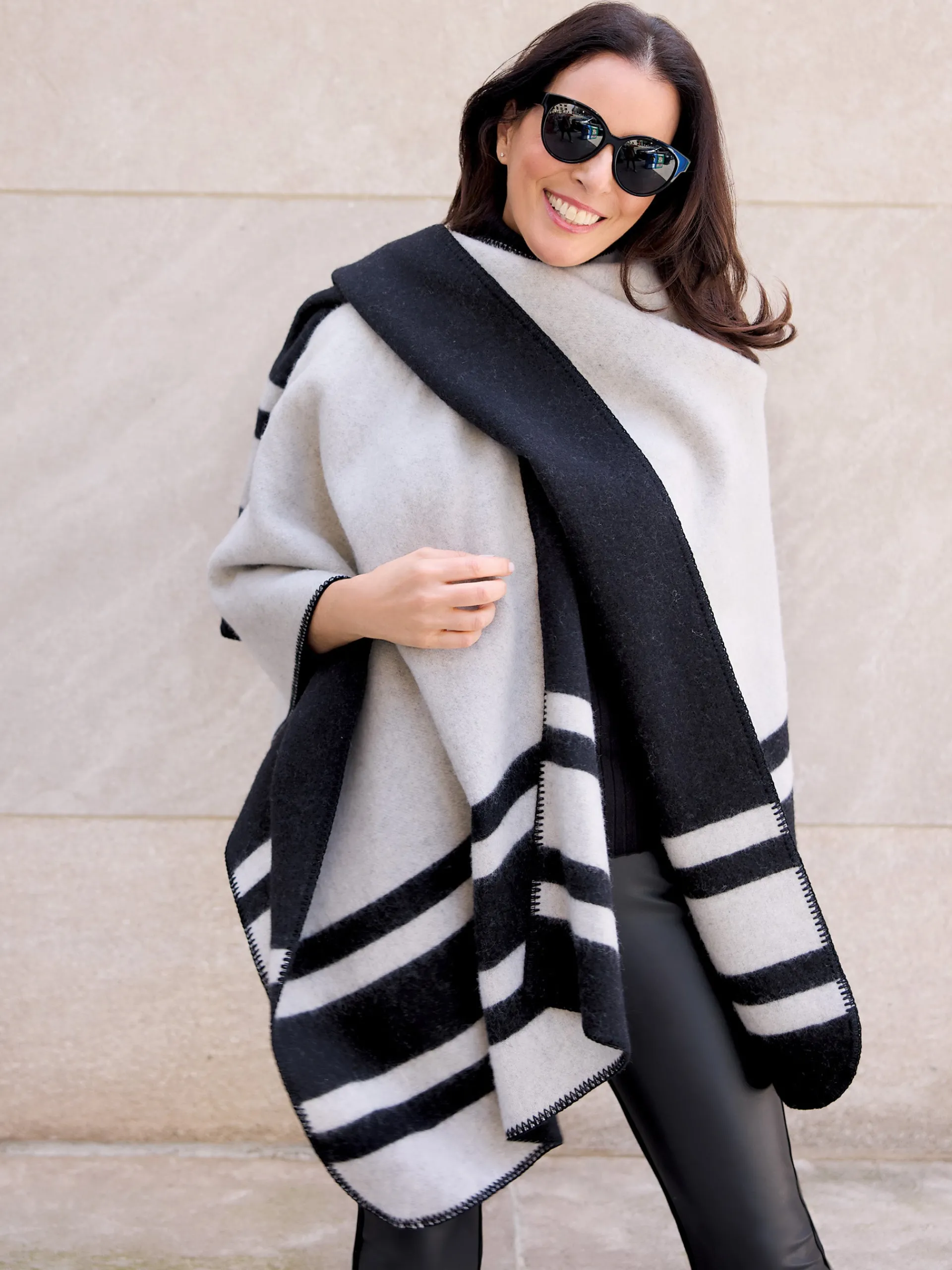 J.McLaughlin Deanna Reversible Wrap in Color Block Black/OffWhite Sale