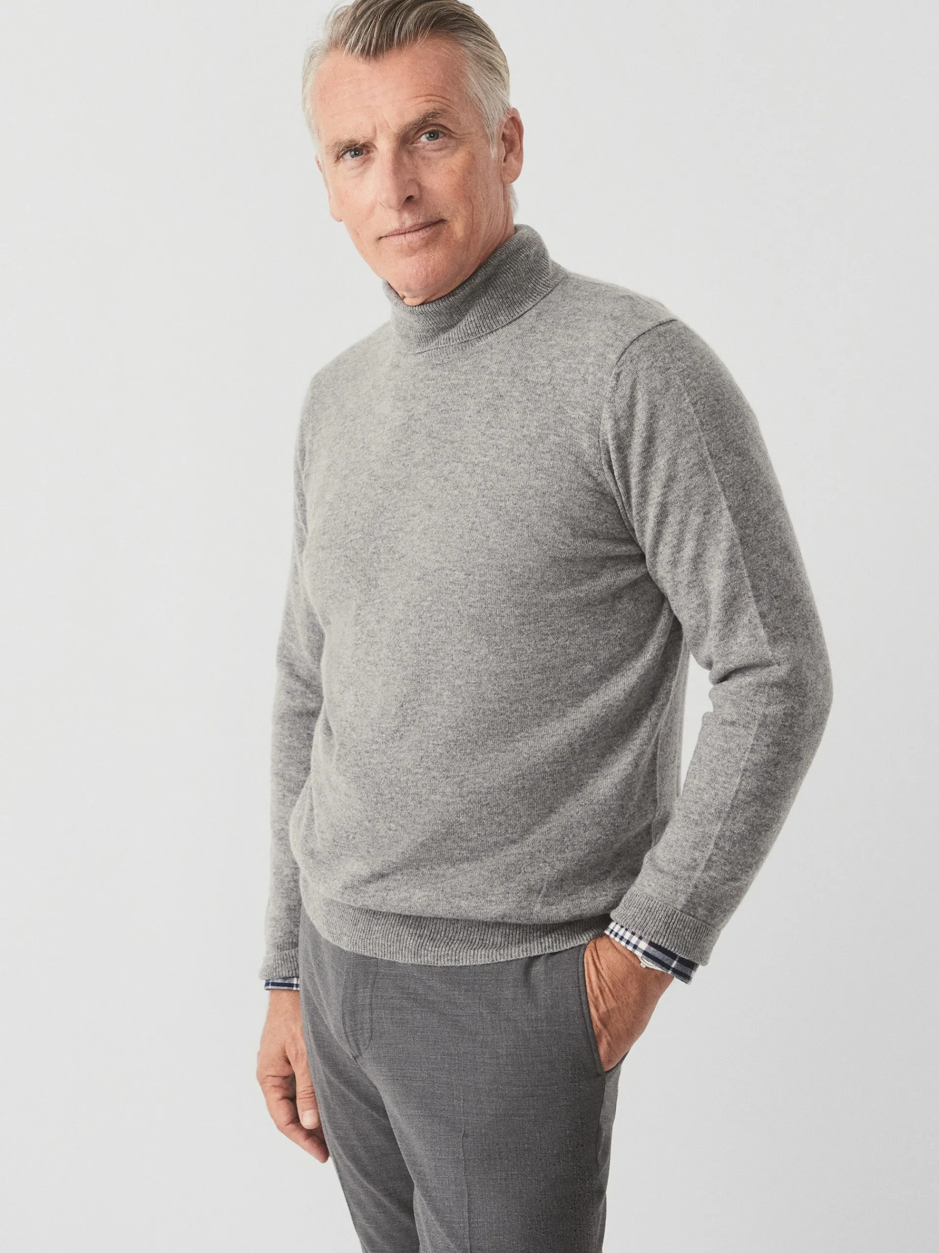 J.McLaughlin Rollneck Sweater in Featherweight Cashmere Pewter Store